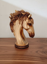 Load image into Gallery viewer, Elegant Poly Resin Horse Face Table Décor