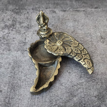 Load image into Gallery viewer, Antique Brass Miniature Brass Kumkum Box