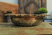 Load image into Gallery viewer, Beautiful Vintage Serving Bowl Size 24.5 x 24.5 x 6 cm - Style It by Hanika