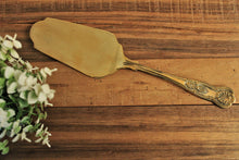 Load image into Gallery viewer, Vintage Style Brass Cake Server - Style It by Hanika