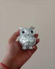 Load image into Gallery viewer, White Metal Owl Figurine
