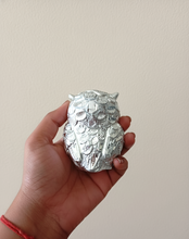Load image into Gallery viewer, White Metal Owl Figurine
