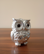 Load image into Gallery viewer, White Metal Owl Figurine
