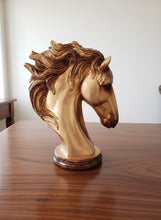 Load image into Gallery viewer, Elegant Poly Resin Horse Face Table Décor

