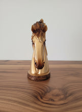 Load image into Gallery viewer, Elegant Poly Resin Horse Face Table Décor
