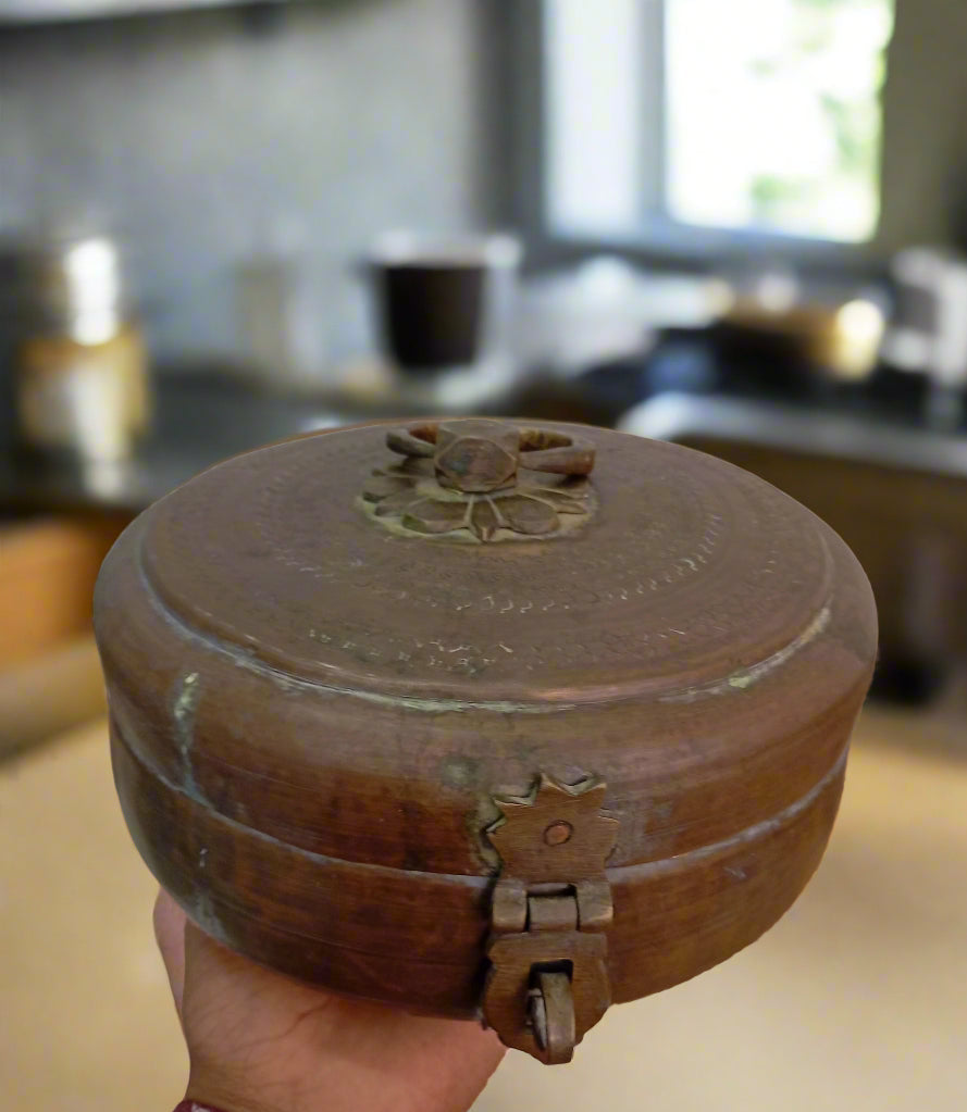 The Alchemist's Vessel: Carved Lid Brass Katordan