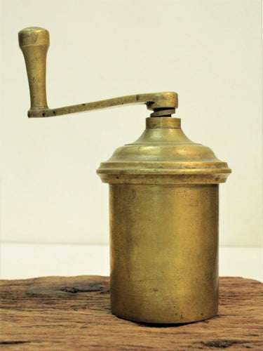 Beautiful Vintage Brass Noodle Press Size 14 x 9 x 17.5 cm - Style It by Hanika
