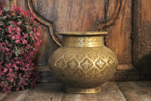Beautiful Vintage Brass Water Pot - Style It by Hanika