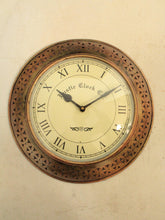 Load image into Gallery viewer, Beautiful Vintage Style Wooden Handcrafted Wall Clock - Style It by Hanika
