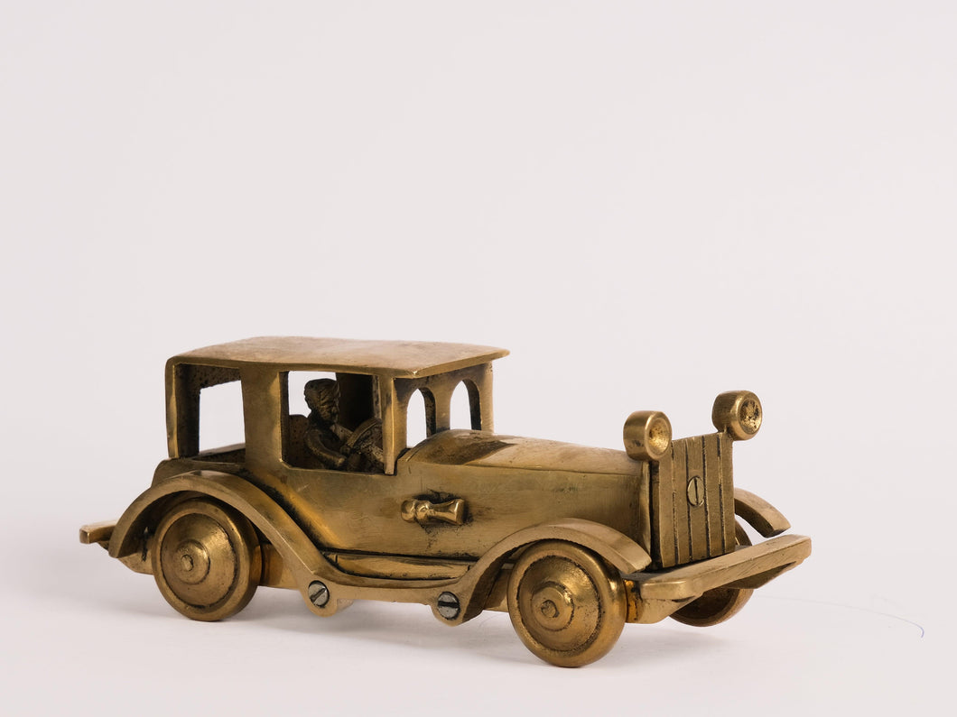 Elegant Vintage Brass Car Showpiece: A Timeless Treasure - Style It by Hanika