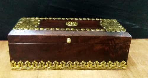 Handcrafted Rectangle Box with Brass Fittings: Vintage Elegance - Style It by Hanika