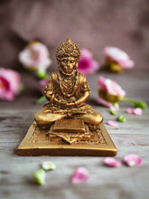 Load image into Gallery viewer, Resin Sitting Small Hanuman Idol - Style It by Hanika
