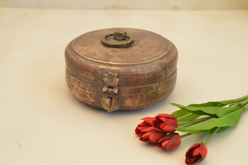 The Alchemist's Vessel: Carved Lid Brass Katordan - Style It by Hanika