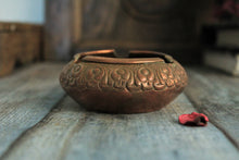 Load image into Gallery viewer, The Smoker&#39;s Vintage Copper Cigar Ashtray - Style It by Hanika

