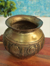 Load image into Gallery viewer, Vintage Beautifully Hand Casted Brass Pot - Style It by Hanika
