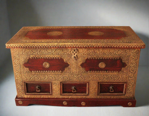 Vintage Wooden Trunk with Brass Fittings - A Sturdy and Stylish Storage Solution - Style It by Hanika