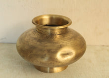 Load image into Gallery viewer, Vintage Brass Water Pot
