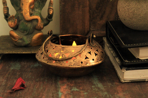 Beautiful Iron Painted Round Small Tealight Holder - Style It by Hanika