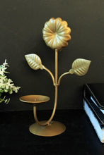 Load image into Gallery viewer, Beautiful Metal Candle Holder Stand - Style It by Hanika
