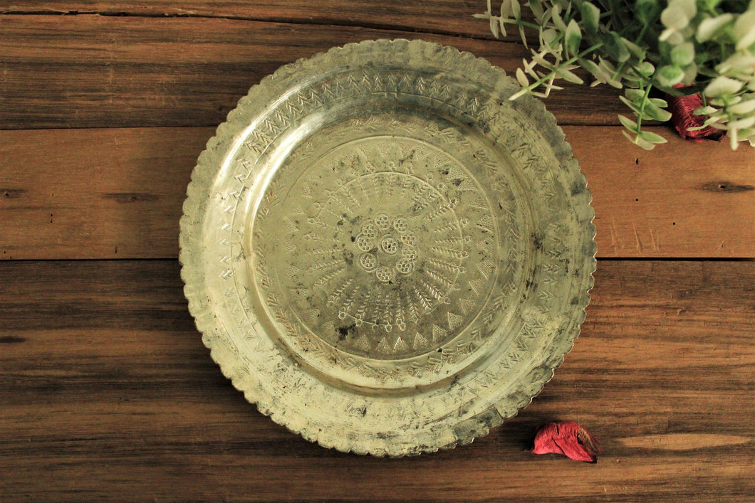 Beautiful Vintage Copper Plate Size - 16 x 16 x 1 cm - Style It by Hanika