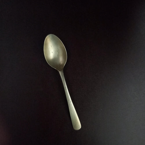 Beautiful Vintage Desert Spoon (5.5