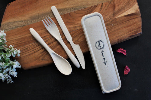 Eco-Friendly Wheat Straw + Food Grade PP Fiber Cutlery Set In Travel Box 8.5