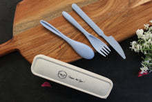 Load image into Gallery viewer, Eco-Friendly Wheat Straw + Food Grade PP Fiber Cutlery Set In Travel Box 8.5&quot; - Style It by Hanika
