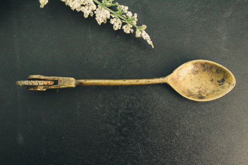 Vintage Brass Tea Spoon with Cutter (Length - 5.5 Inches) - Style It by Hanika