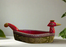 Load image into Gallery viewer, Wooden Painted Duck Face Boat Tray - Style It by Hanika
